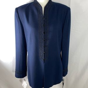 NWT. Kasper Two piece Skirt Suit.
